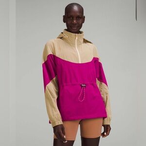 Lululemon Evergreen Anorak
Prosecco / Ripened Raspberry